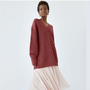 Aritzia Wilfred Belize Sweater (Gold Camel)